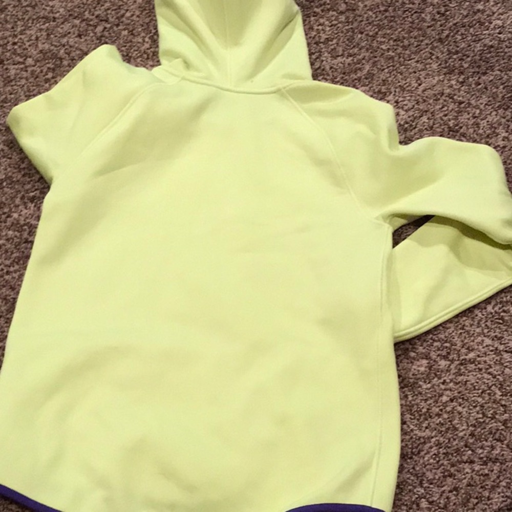 *****Under armor - Picture 3 of 3